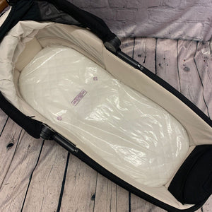 Replacement Safety Foam Mattress to fit the Nuna Mixx Carrycot Pram