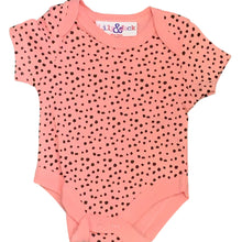 Load image into Gallery viewer, Baby Girls 5 Piece Outfit Pink with Cat Design
