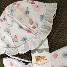 Load image into Gallery viewer, Portuguese Baby Dress &amp; Sun Hat Pink White Flowers -